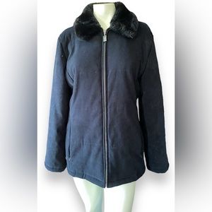 Jones New York, size Medium, black jacket with black faux fur collar.